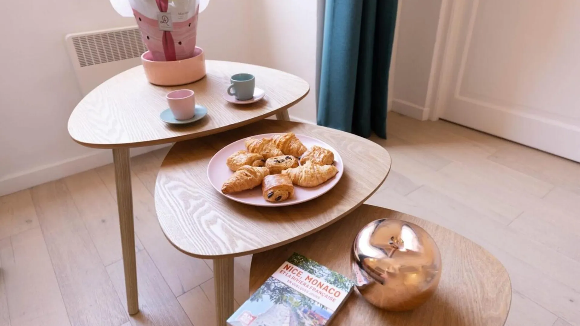 06A3 - Lovely Apartment In The Heart Of Old Nice