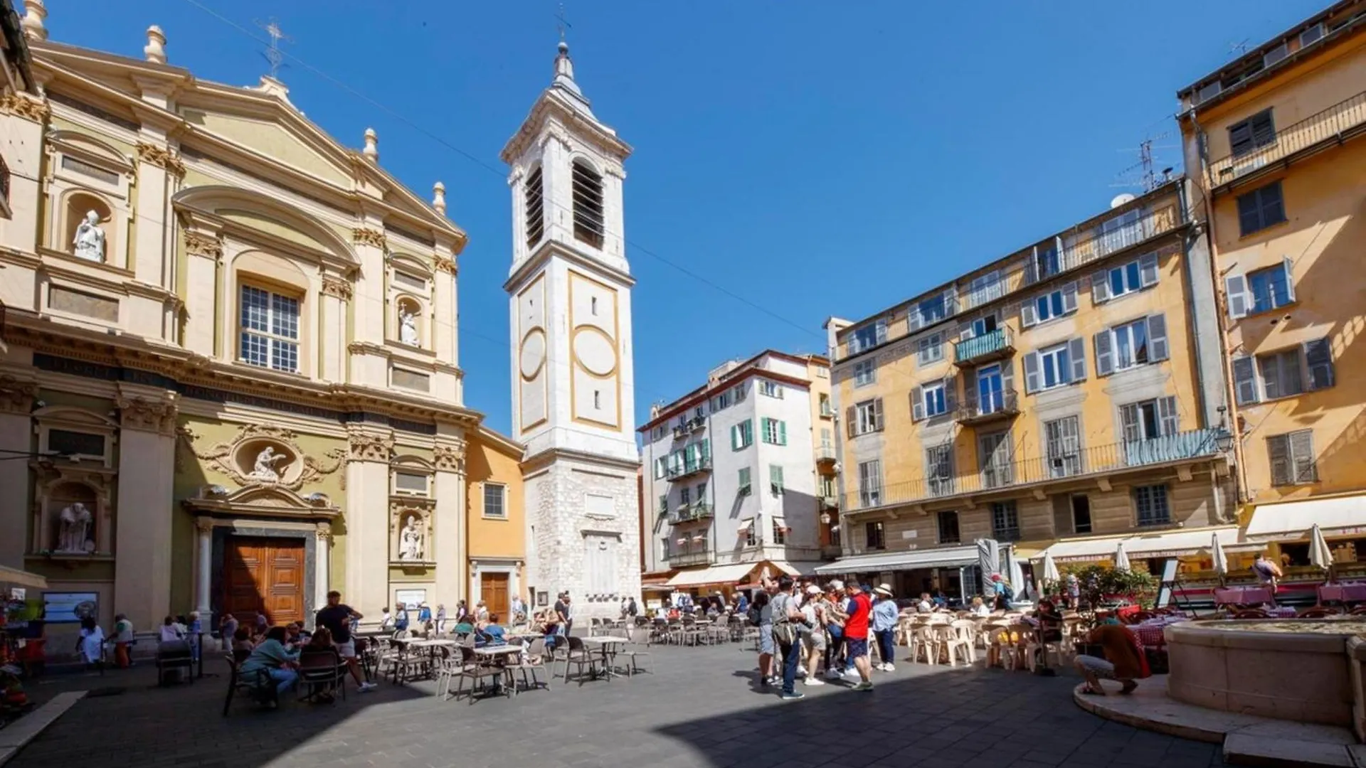 06A3 - Lovely Apartment In The Heart Of Old Nice