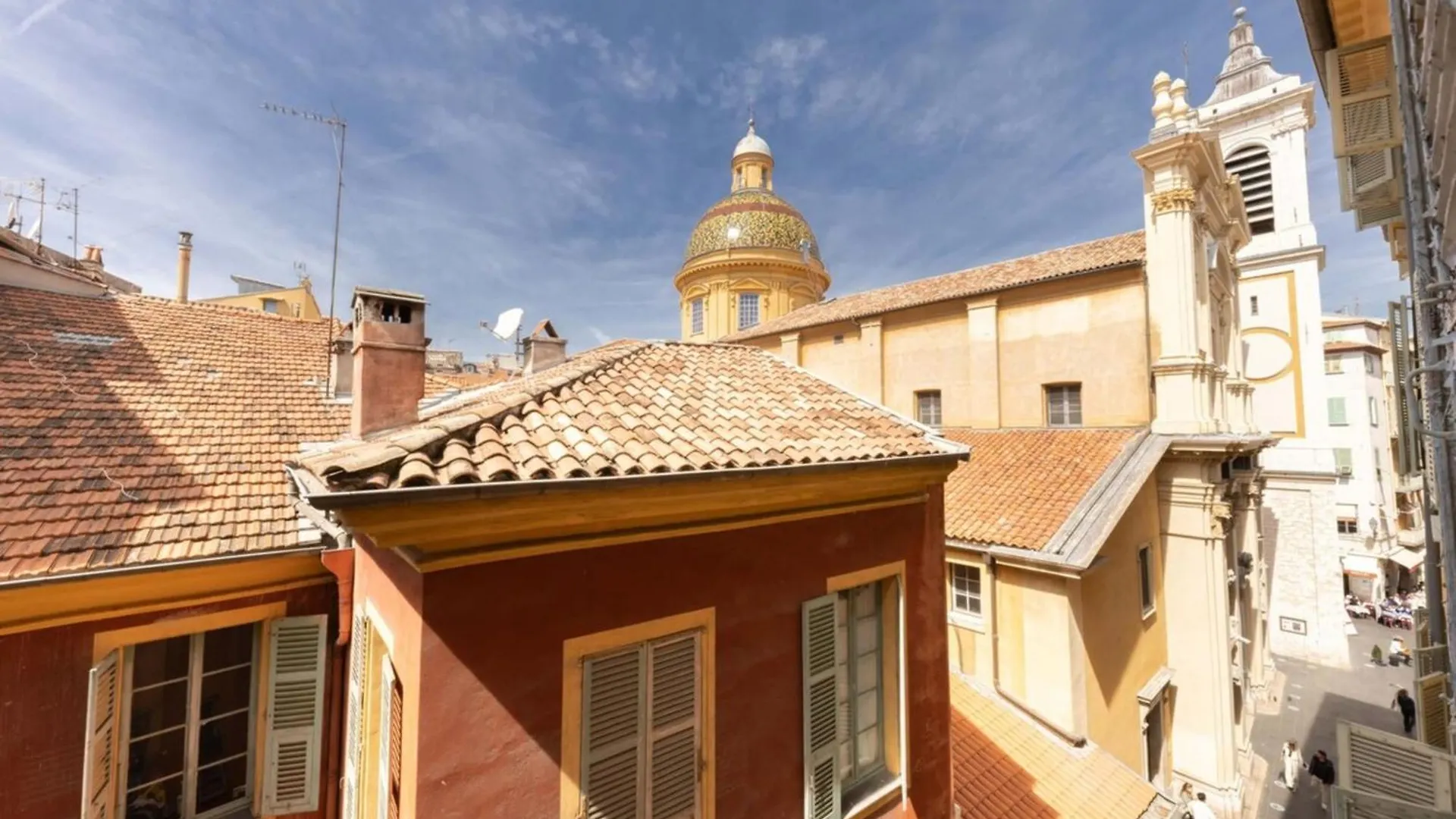06A3 - Lovely Apartment In The Heart Of Old Nice